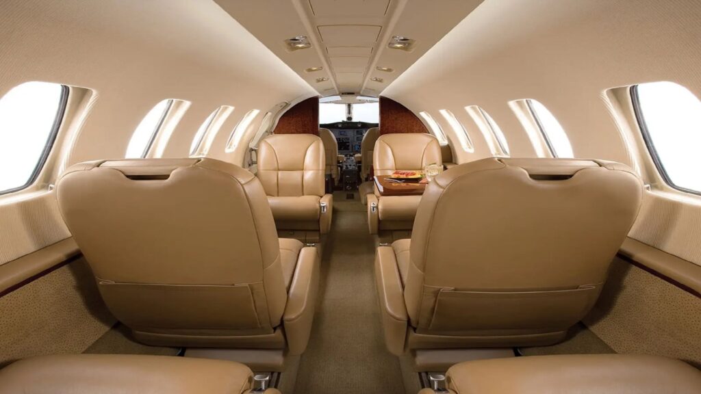 cessna-jet-citation-cj2-cabin-2